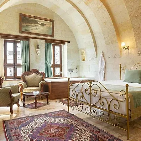 Hotel House 1938 Special Cave